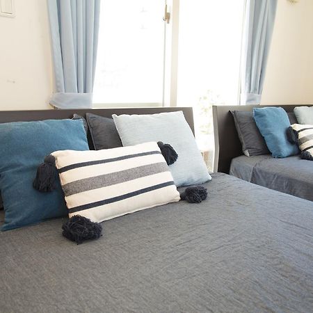 Okinawa Guesthouse Tt Koza מראה חיצוני תמונה