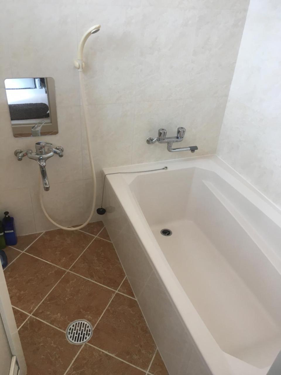 Okinawa Guesthouse Tt Koza מראה חיצוני תמונה