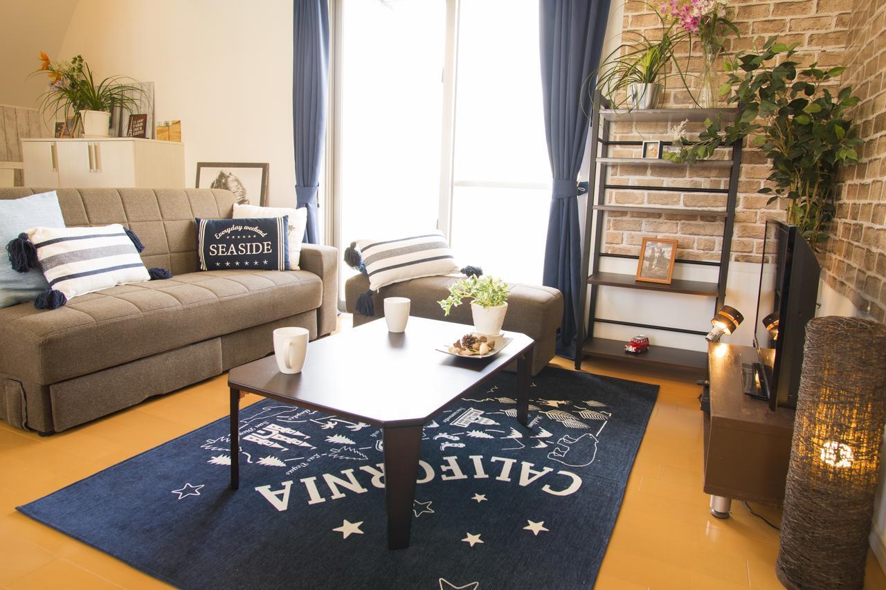 Okinawa Guesthouse Tt Koza מראה חיצוני תמונה