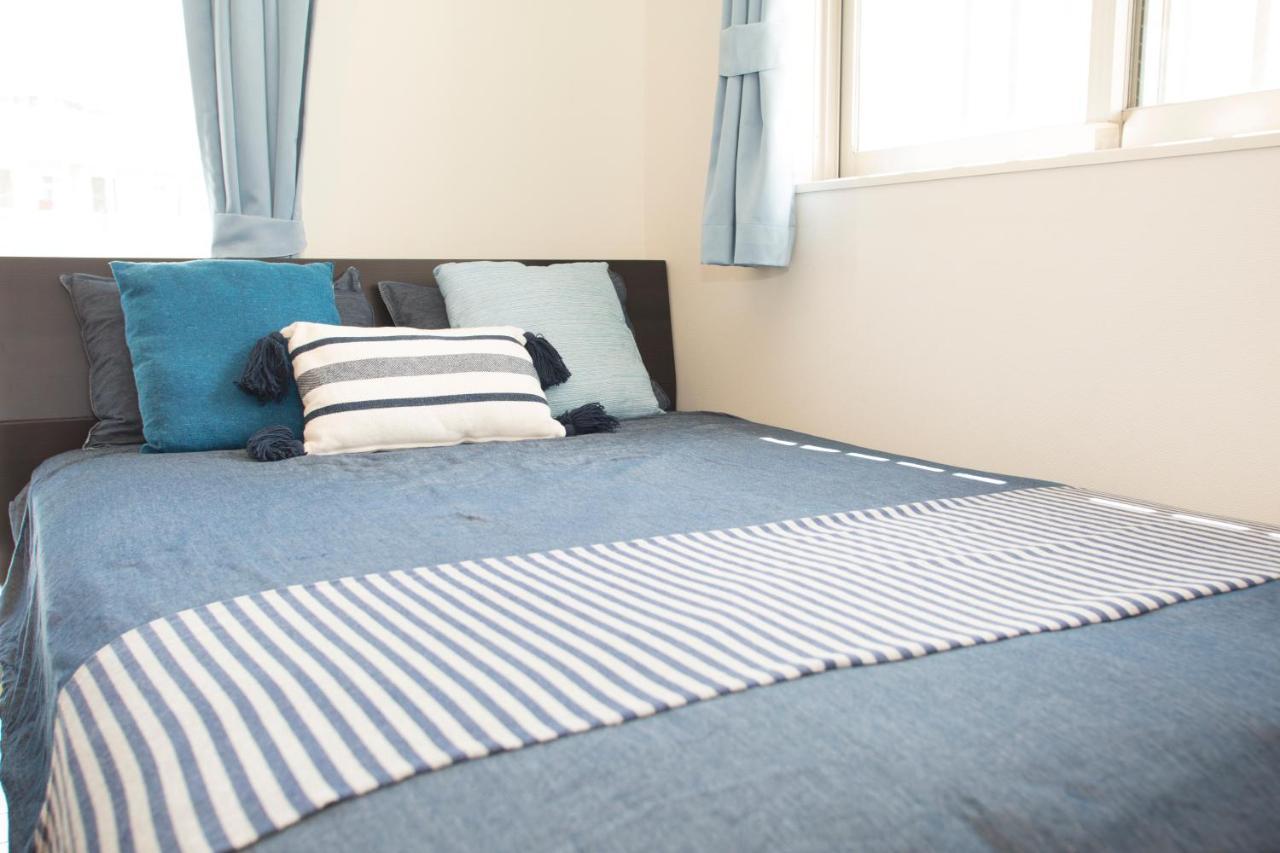 Okinawa Guesthouse Tt Koza מראה חיצוני תמונה